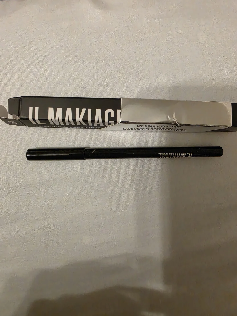 IL MAKIAGE Long-Wear Eye Pencil in Black